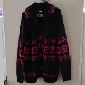 Black and Red Patterned Cardigan